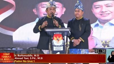 Debat Publik Pilkada Bombana: Adu Strategi dan Fakta Antarkandidat Soal Jalan dan Tambang