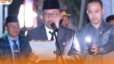Bupati Bombana H. Burhanuddin memimpin Apel Kehormatan dan Renungan Suci HUT ke-80 RI di Tugu Brimob Kasipute