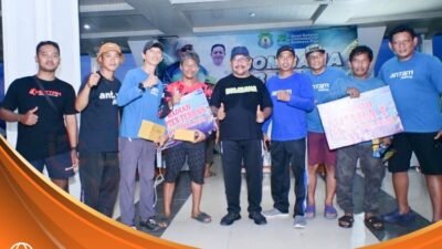 Tim Antam Fishing 002 meraih juara Bombana Berani Fishing Festival 2025 dengan ikan tangkapan terberat