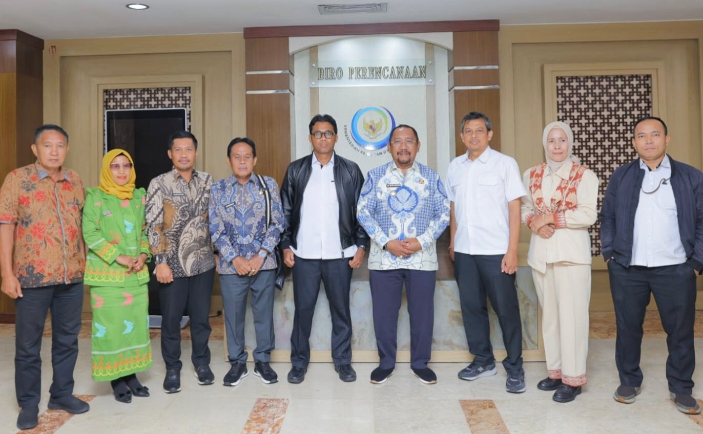 Sektor Perikanan Jadi Motor Ekonomi Bombana, H. Burhanuddin, Perikanan Bombana, 